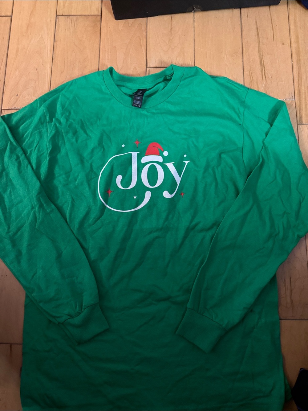 Gildan Green Long-Sleeve 'Joy' Holiday Tee